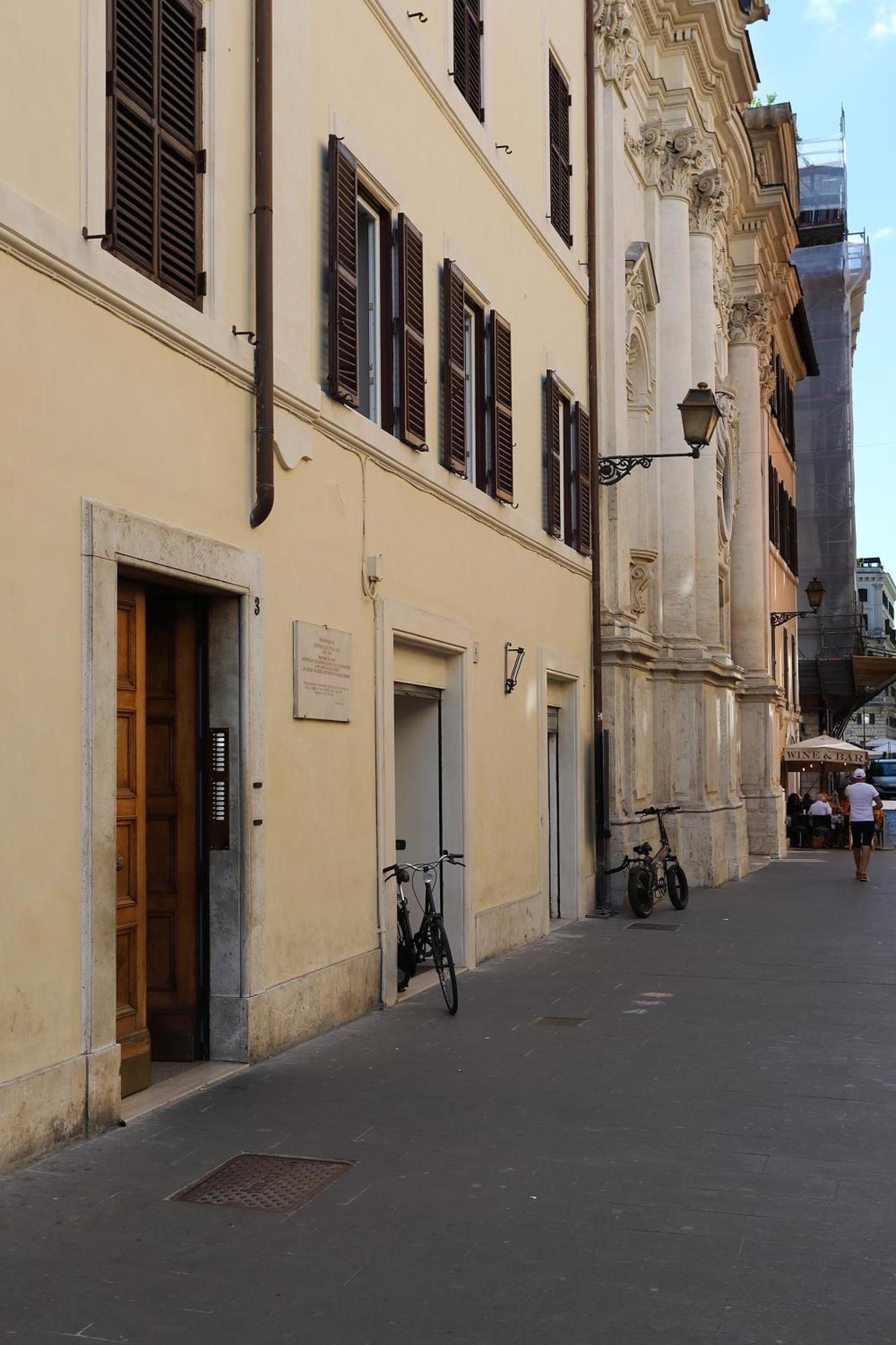 Domus Elisa Apartment Rome Bagian luar foto