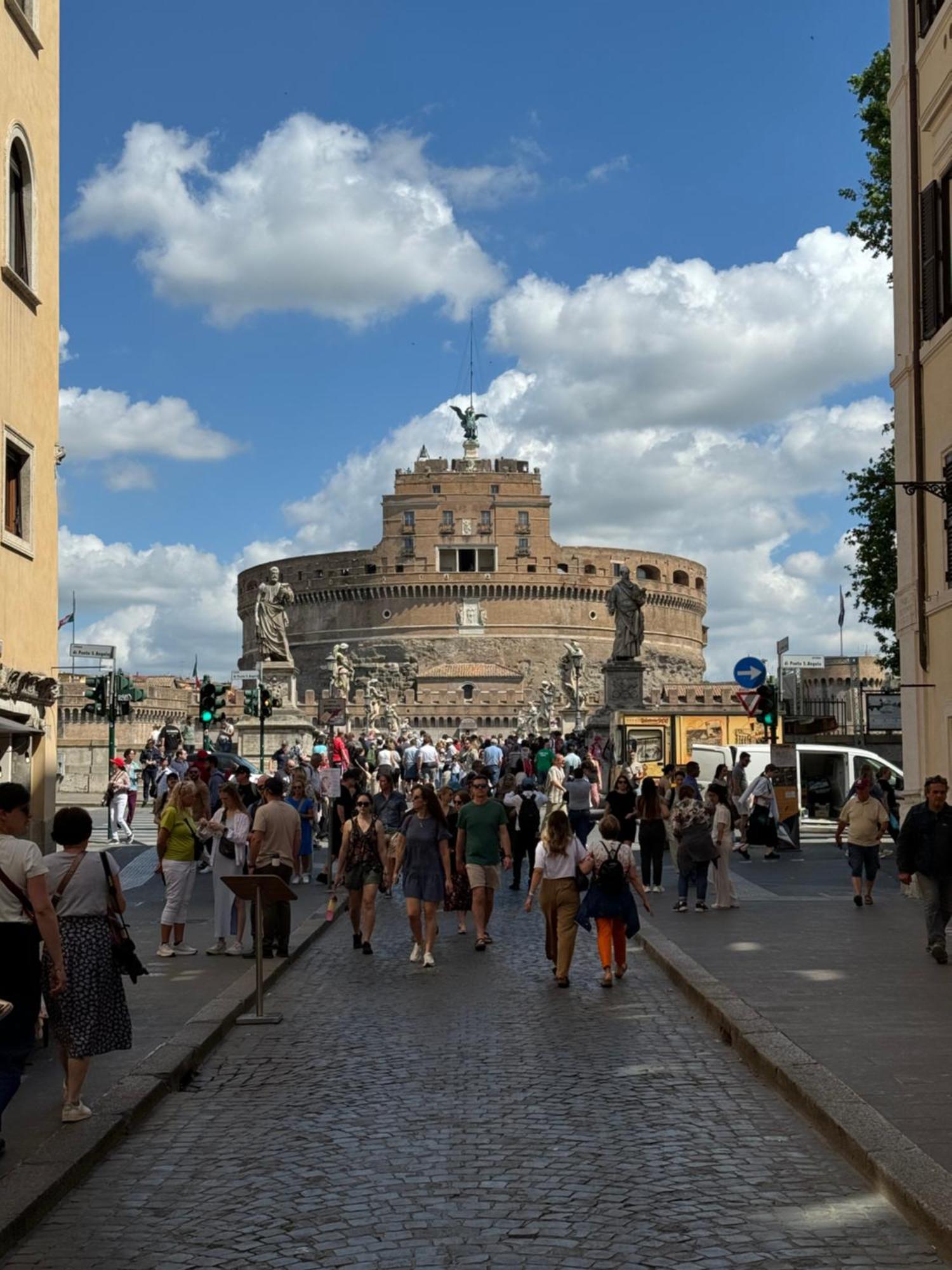 Domus Elisa Apartment Rome Bagian luar foto